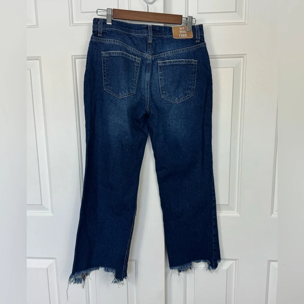 FREE PEOPLE We The Free‎ Maggie Mid Rise Straight Leg Raw Hem Jeans Size 27 - Picture 2 of 9